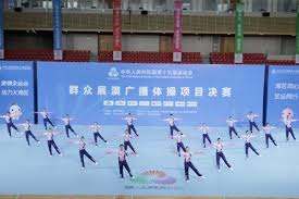 德转评年度最佳左边锋：迪亚斯、KK、拉菲尼亚、维尼修斯入围